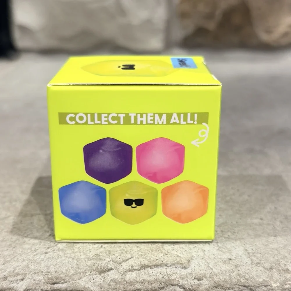 *NEW* Target NeeDoh-Style J'Adore Squishy cube Super Duper Squishy Toy Yellow!